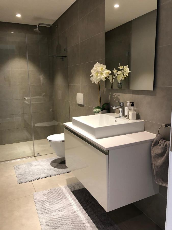 Greenpoint Designer Apartment Near Stadium & Waterfront เคปทาวน์ ภายนอก รูปภาพ