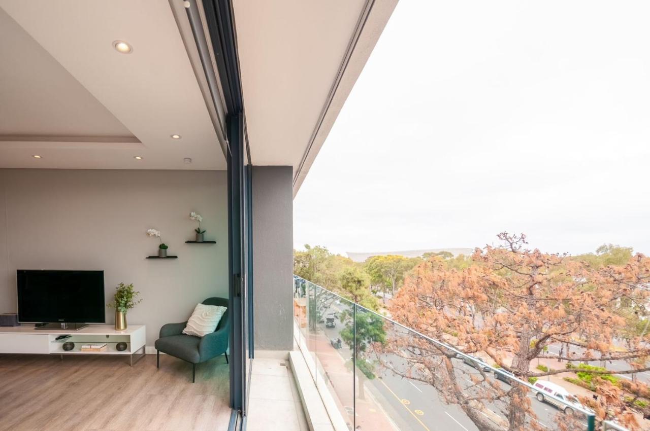 Greenpoint Designer Apartment Near Stadium & Waterfront เคปทาวน์ ภายนอก รูปภาพ
