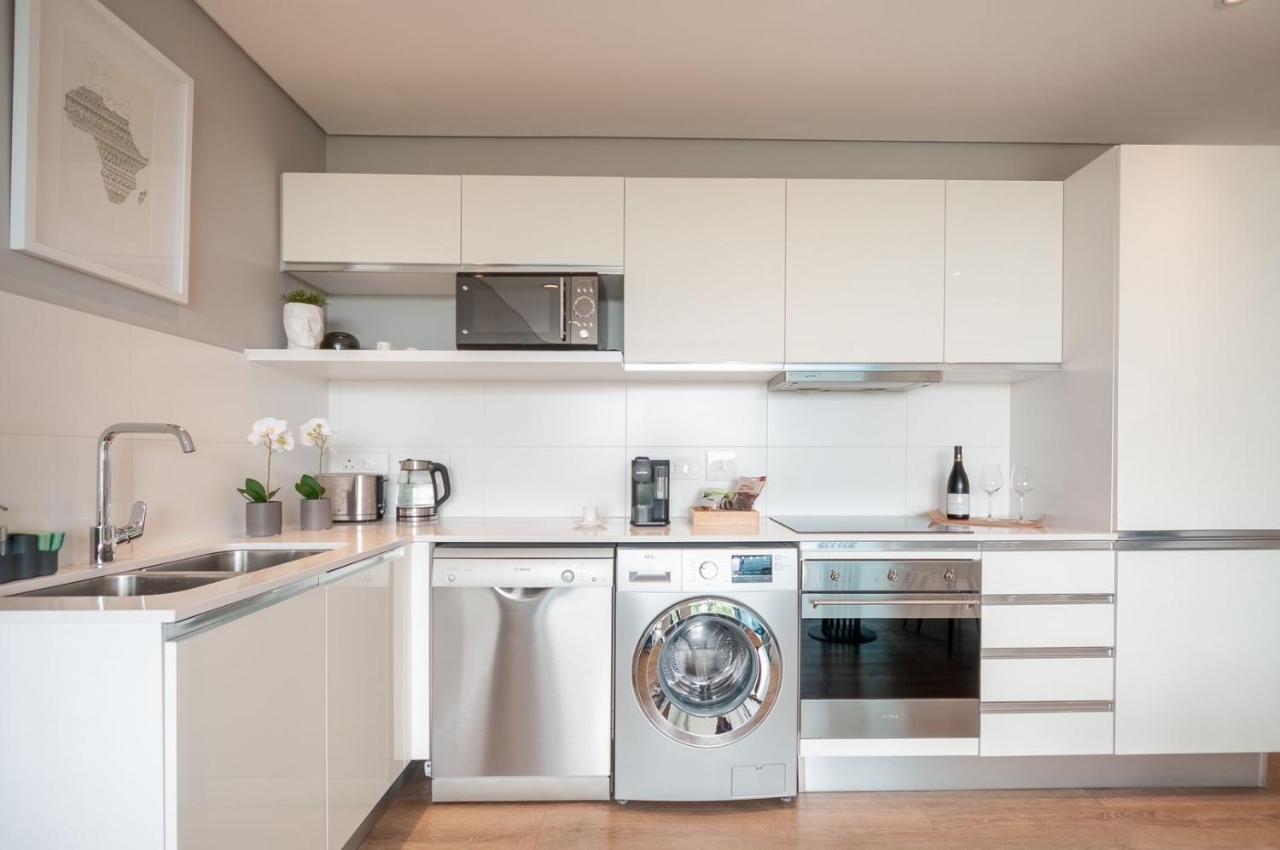 Greenpoint Designer Apartment Near Stadium & Waterfront เคปทาวน์ ภายนอก รูปภาพ