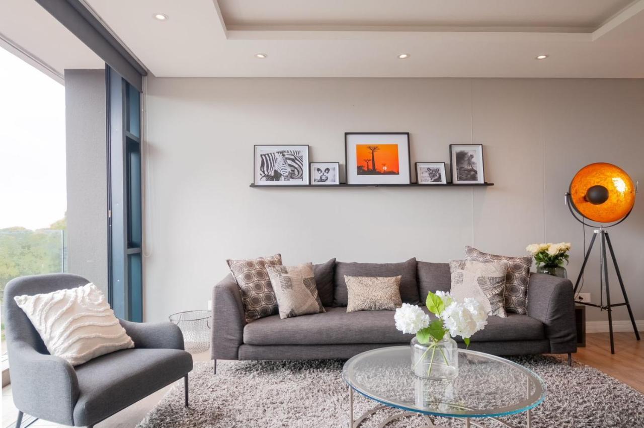Greenpoint Designer Apartment Near Stadium & Waterfront เคปทาวน์ ภายนอก รูปภาพ